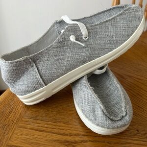 Women's Grey Gray Casual Slip On Shoes Size 10